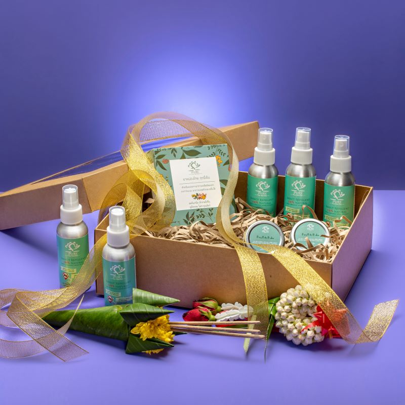 Making Merit Gift Box